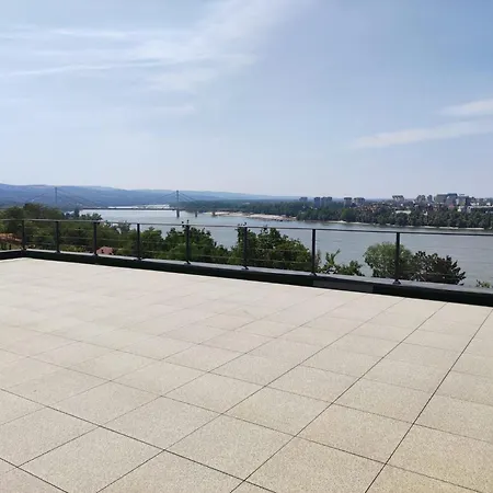 Kaskade Hill Apartman *