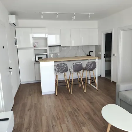 Kaskade Hill Apartman *